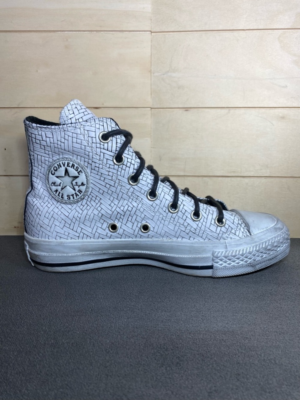 Converse Chuck Taylor Hi White Leather Women's Size 5 Shoes Sneakers 547302C